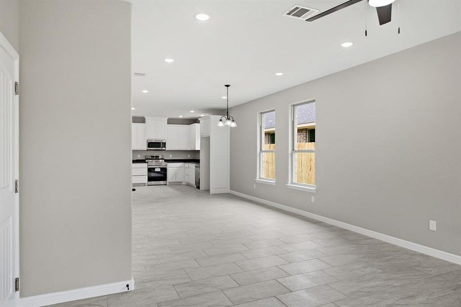 Spacious, unfurnished interior of a new home in , Cleburne (Image 10). Spacious, unfurnished interior of a new home in , Cleburne (Image 10).