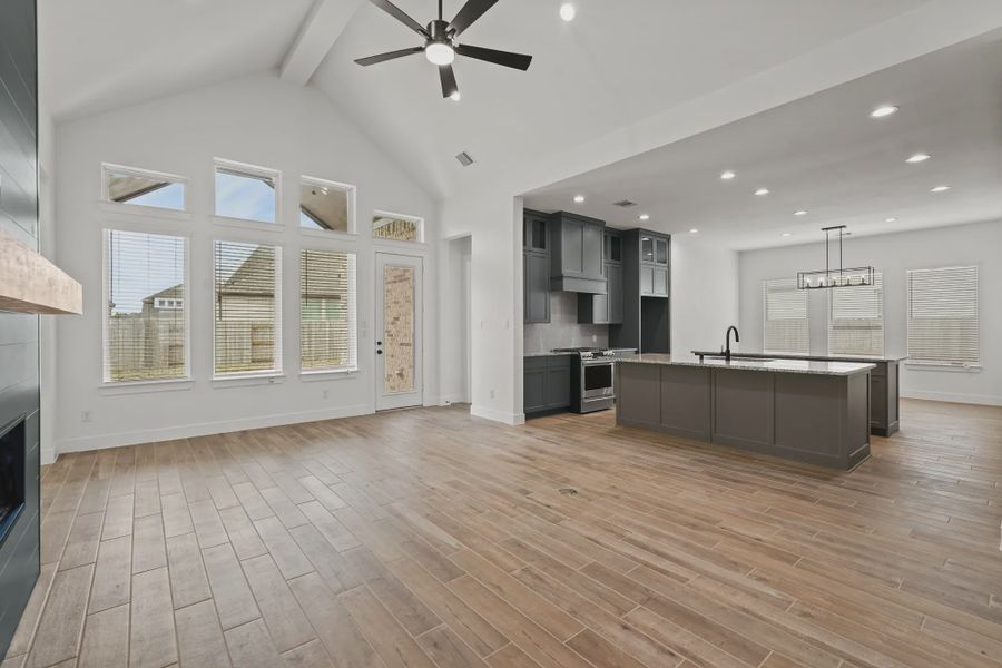 Representative unfurnished interior of a home built from the Lakeway by Chesmar Homes in Brookewater 60's, Rosenberg (Image 12).