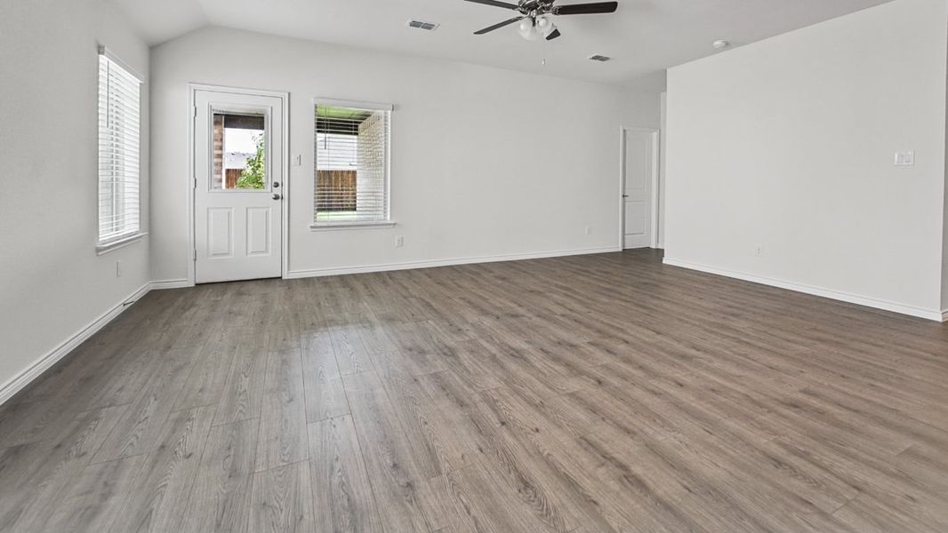 Spacious, unfurnished interior of a new home in Silverado, Aubrey (Image 5). Spacious, unfurnished interior of a new home in Silverado, Aubrey (Image 5).