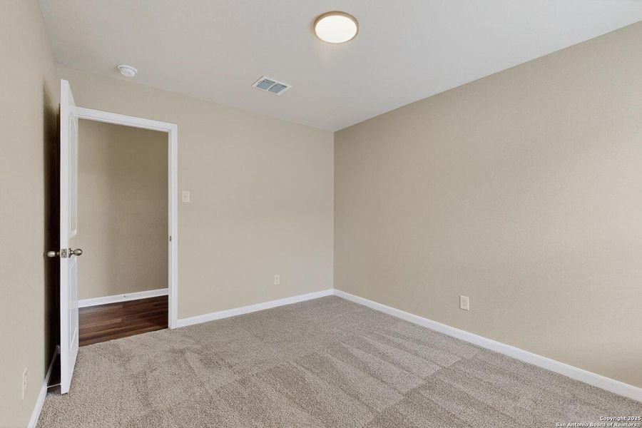 Spacious, unfurnished interior of a new home in Savannah Place, San Antonio (Image 15). Spacious, unfurnished interior of a new home in Savannah Place, San Antonio (Image 15).