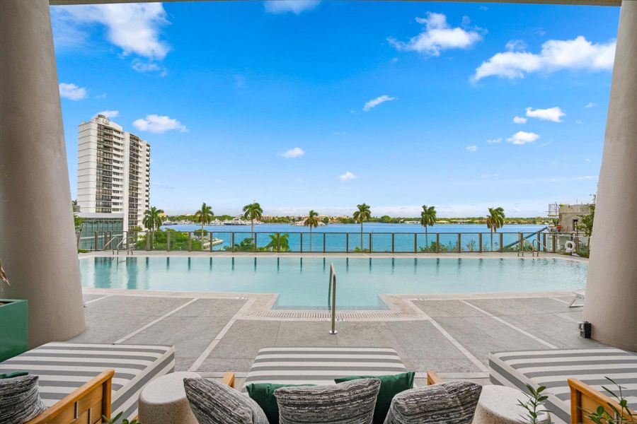 Community amenities in , West Palm Beach (Image 33). Community amenities in , West Palm Beach (Image 33).