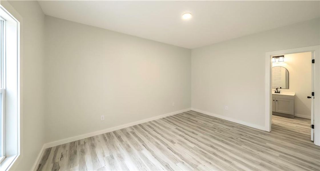Spacious, unfurnished interior of a new home in , Carrollton (Image 35).