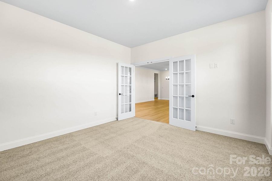 Spacious, unfurnished interior of a new home in Lancaster Hwy, Waxhaw (Image 20).