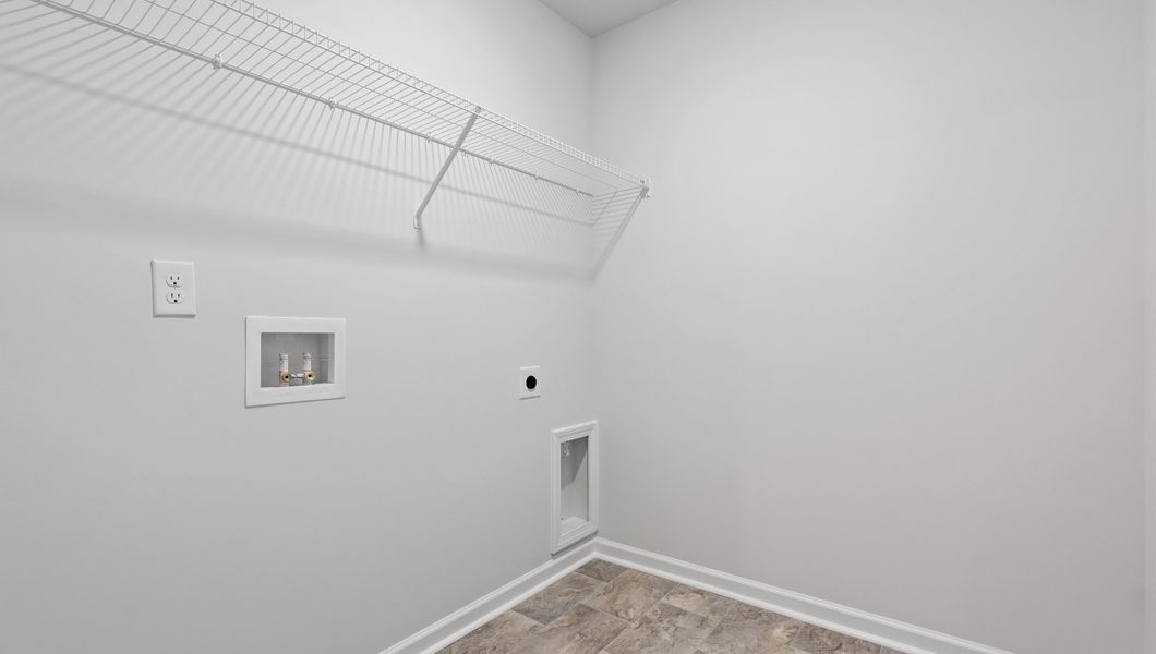 Spacious, unfurnished interior of a new home in Spring Ridge, Anderson (Image 28).