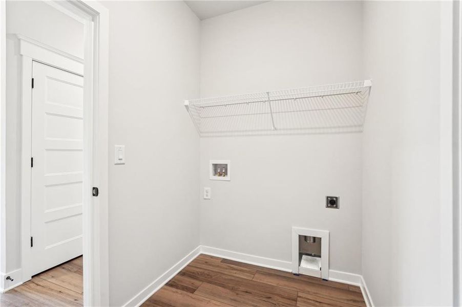 Spacious, unfurnished interior of a new home in Fowler Farms, Auburn (Image 32).