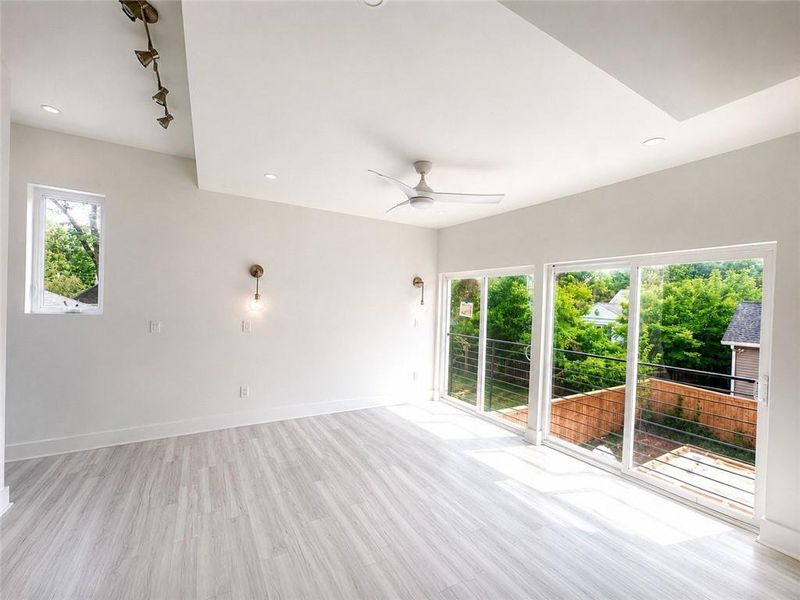 Spacious, unfurnished interior of a new home in , Atlanta (Image 21).