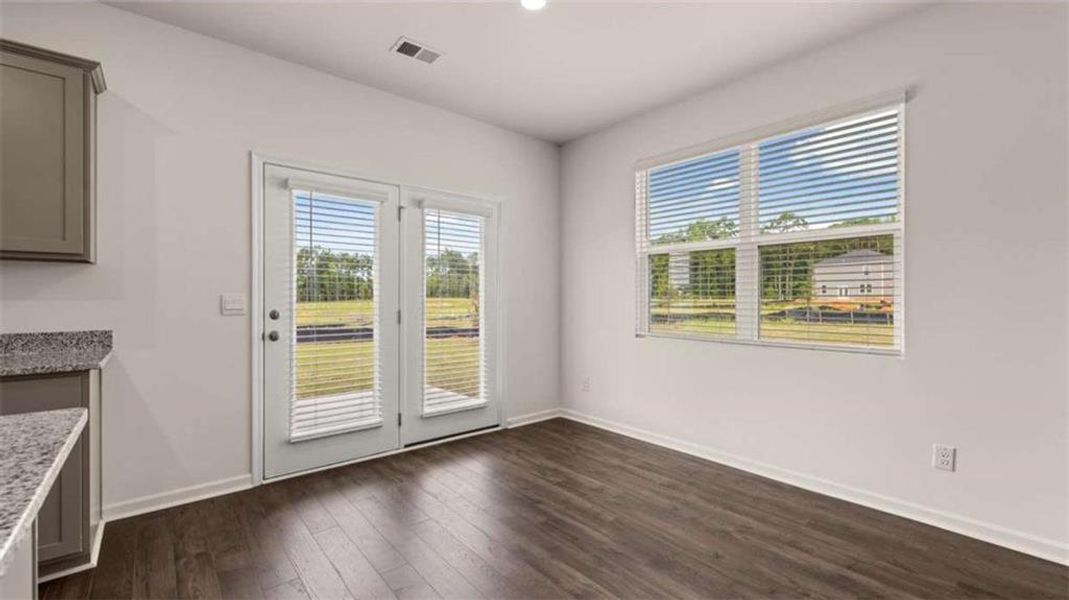 Spacious, unfurnished interior of a new home in Oakchase at Hampton, Hampton (Image 16).