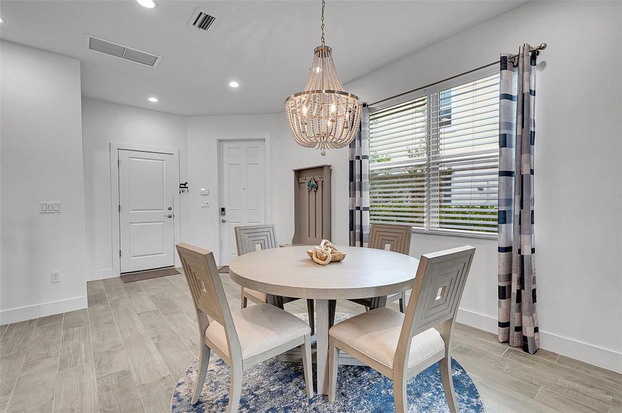 Furnished interior view inside a new home in , Deerfield Beach (Image 20).