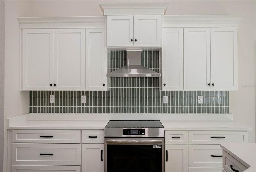 Furnished interior view inside a new home in , Weeki Wachee (Image 12).