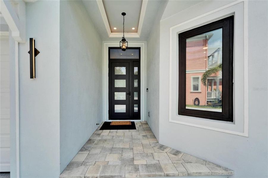 Spacious, unfurnished interior of a new home in , Apollo Beach (Image 73).