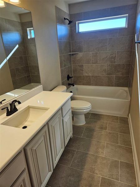 Furnished interior view inside a new home in Pecan Grove, Whitesboro (Image 10). Furnished interior view inside a new home in Pecan Grove, Whitesboro (Image 10).
