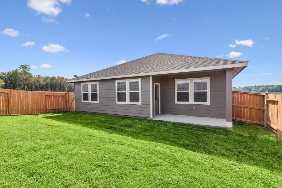 Peaceful backyard! Peaceful backyard!