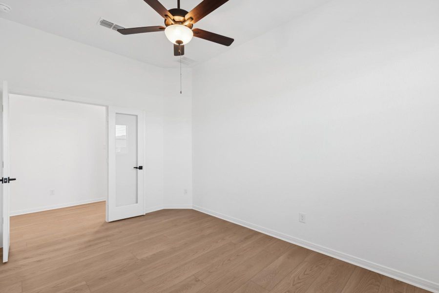 Spacious, unfurnished interior of a new home in Brookewater 45' Homesites, Rosenberg (Image 24).