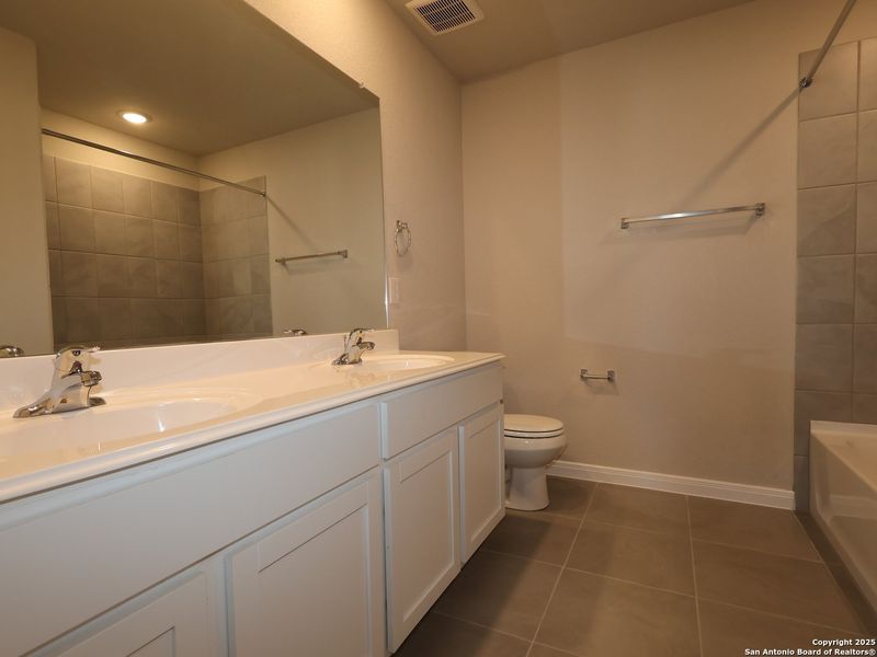 Furnished interior view inside a new home in Paloma Park, Converse (Image 5). Furnished interior view inside a new home in Paloma Park, Converse (Image 5).