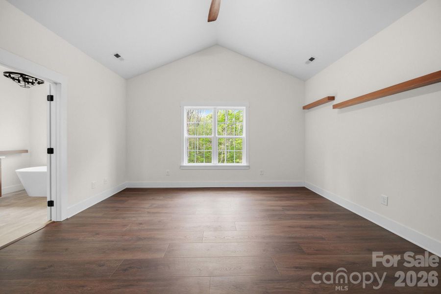 Spacious, unfurnished interior of a new home in , Lincolnton (Image 41). Spacious, unfurnished interior of a new home in , Lincolnton (Image 41).