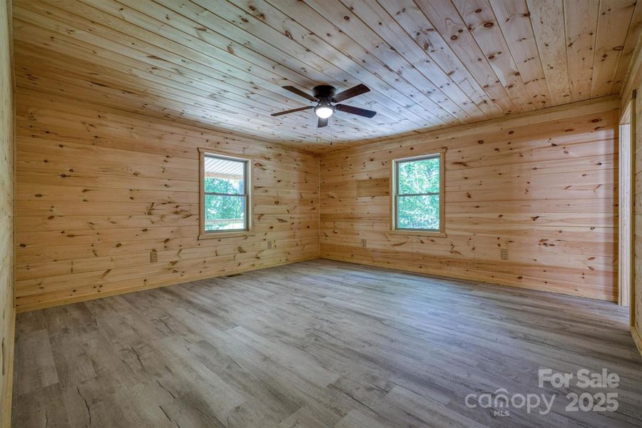 Spacious, unfurnished interior of a new home in , Valdese (Image 16).