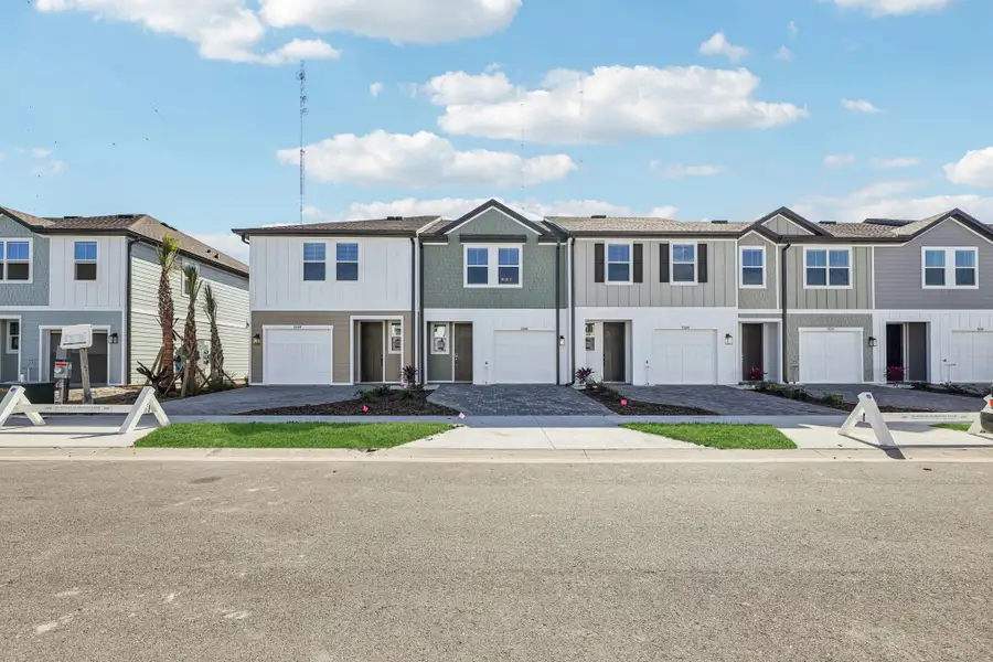 Experience the Montague Chase lifestyle! Experience the Montague Chase lifestyle!