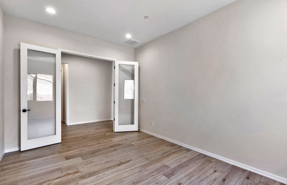 Spacious, unfurnished interior of a new home in Vistoso Canyon Estates, Oro Valley (Image 27). Spacious, unfurnished interior of a new home in Vistoso Canyon Estates, Oro Valley (Image 27).