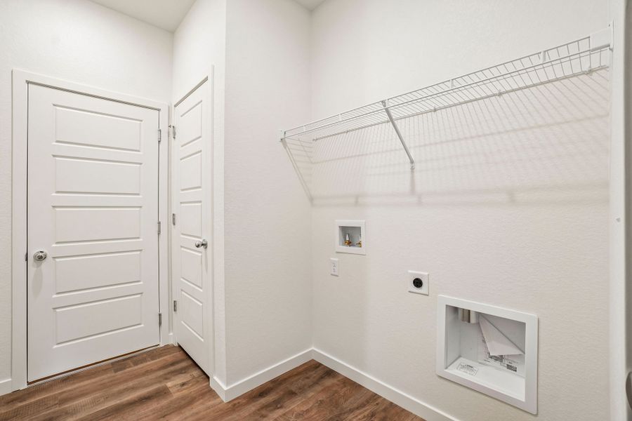 Spacious, unfurnished interior of a new home in Union Colony West, Greeley (Image 39).