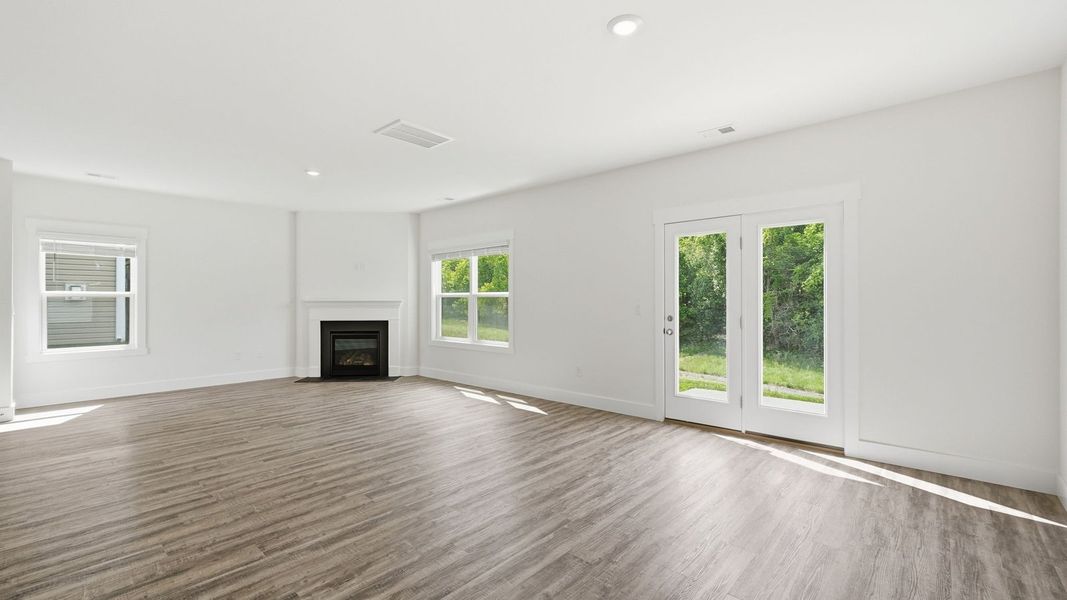 Spacious, unfurnished interior of a new home in Fieldcrest Acres, Blountville (Image 19). Spacious, unfurnished interior of a new home in Fieldcrest Acres, Blountville (Image 19).