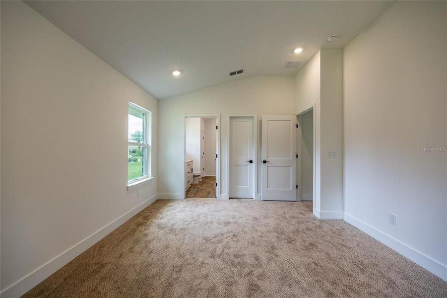Spacious, unfurnished interior of a new home in Palm Coast, Palm Coast (Image 19). Spacious, unfurnished interior of a new home in Palm Coast, Palm Coast (Image 19).