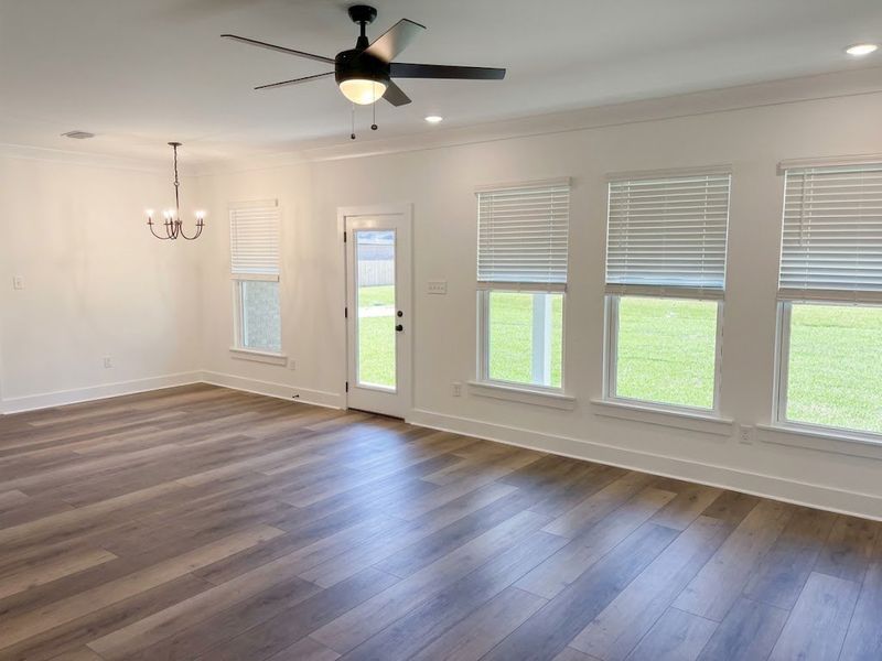 Spacious, unfurnished interior of a new home in Houston Place, Crestview (Image 11).
