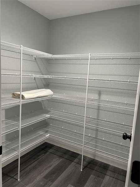 Spacious, unfurnished interior of a new home in , Ocala (Image 9).