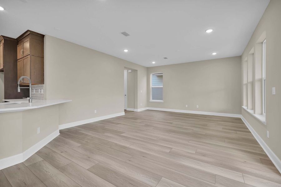 Representative unfurnished interior of a home built from the The Juniper by Providence Homes (Florida) in Reflections at Nocatee, Nocatee (Image 17). Representative unfurnished interior of a home built from the The Juniper by Providence Homes (Florida) in Reflections at Nocatee, Nocatee (Image 17).