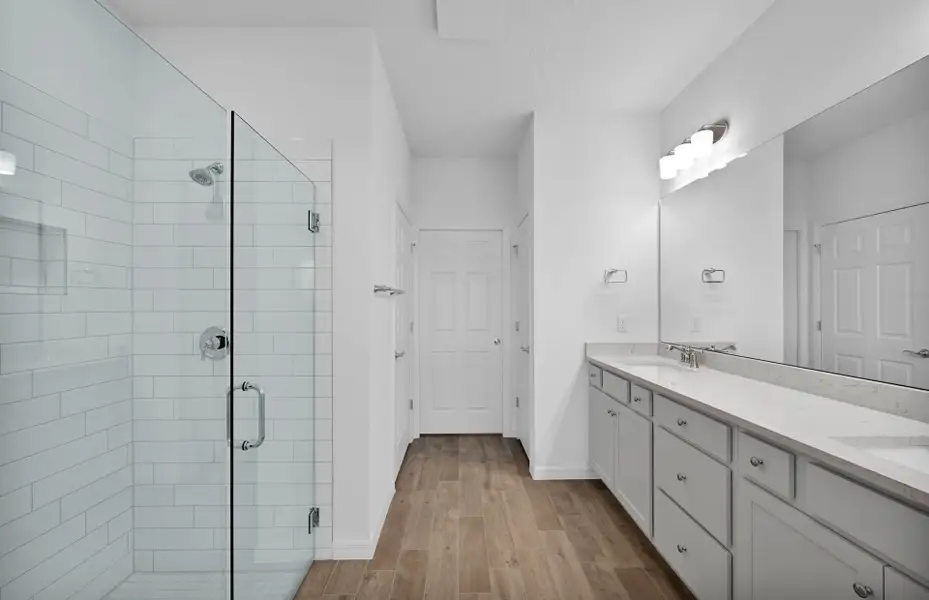 Furnished interior view inside a new home in Del Webb Wildlight, Yulee (Image 7).