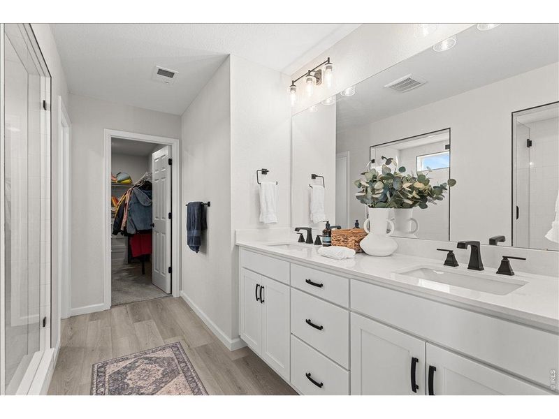 Furnished interior view inside a new home in Prairie Song, Windsor (Image 36).