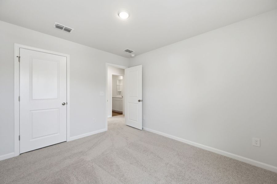 Spacious, unfurnished interior of a new home in Grand Arbor, Blythewood (Image 14). Spacious, unfurnished interior of a new home in Grand Arbor, Blythewood (Image 14).
