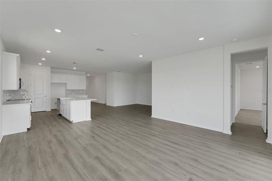 Spacious, unfurnished interior of a new home in River Hall, Alva (Image 26). Spacious, unfurnished interior of a new home in River Hall, Alva (Image 26).