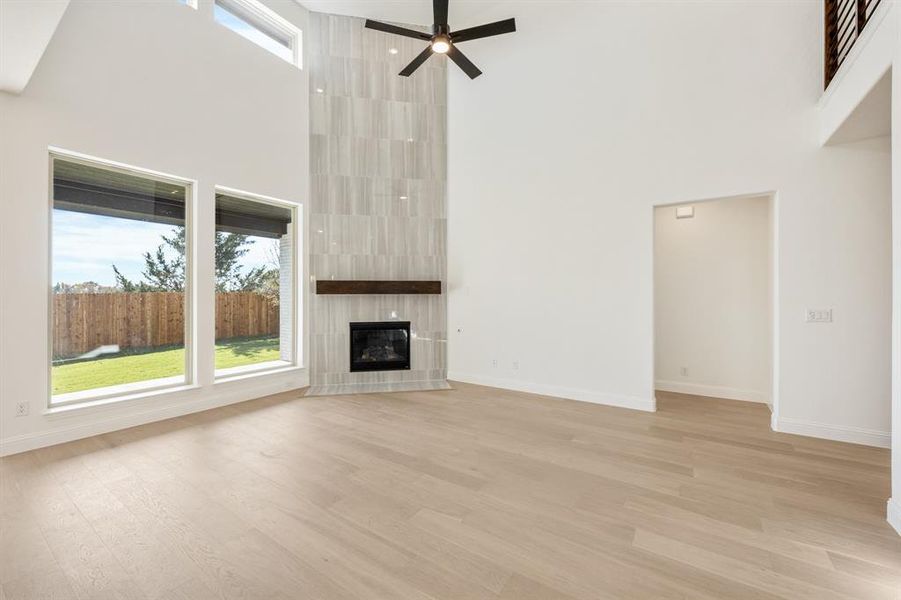 Spacious, unfurnished interior of a new home in Willow Wood Classic 50, McKinney (Image 19).