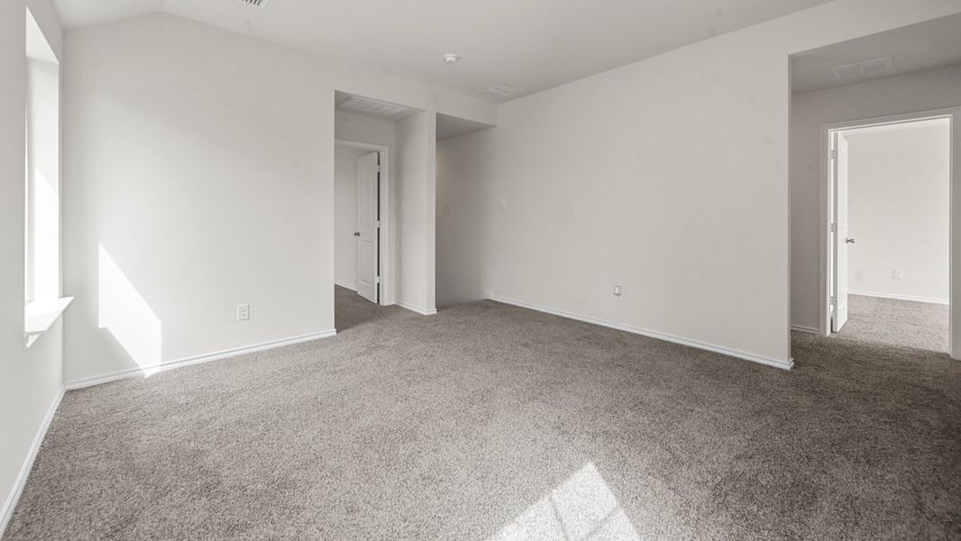 Spacious, unfurnished interior of a new home in Wildcat Ranch, Crandall (Image 19).