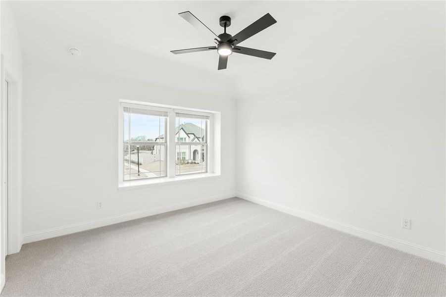 Spacious, unfurnished interior of a new home in Painted Tree, McKinney (Image 30).