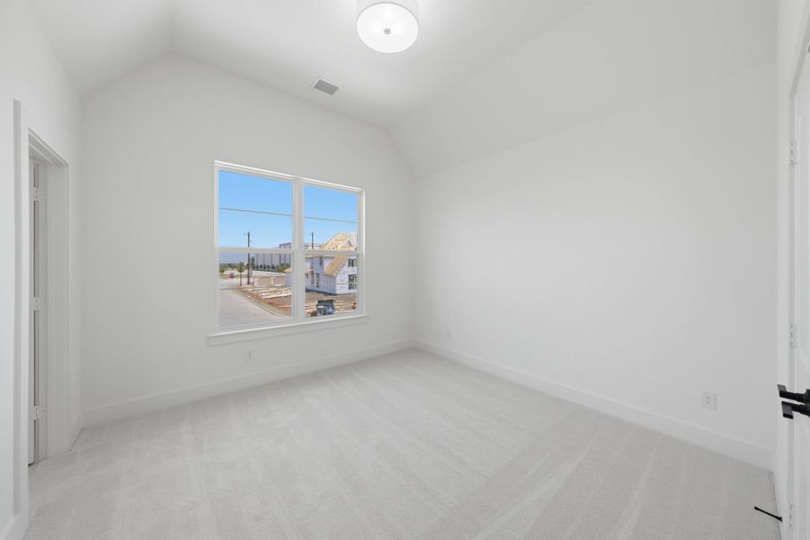 Spacious, unfurnished interior of a new home in Estates at Rockhill, Frisco (Image 30). Spacious, unfurnished interior of a new home in Estates at Rockhill, Frisco (Image 30).