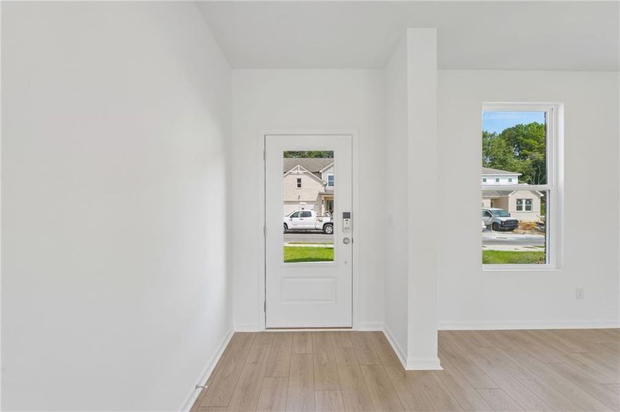 Spacious, unfurnished interior of a new home in Windance Lake, Loganville (Image 17).