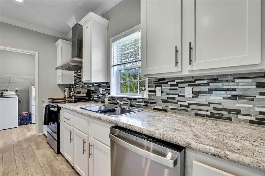 Furnished interior view inside a new home in , Homosassa (Image 17).