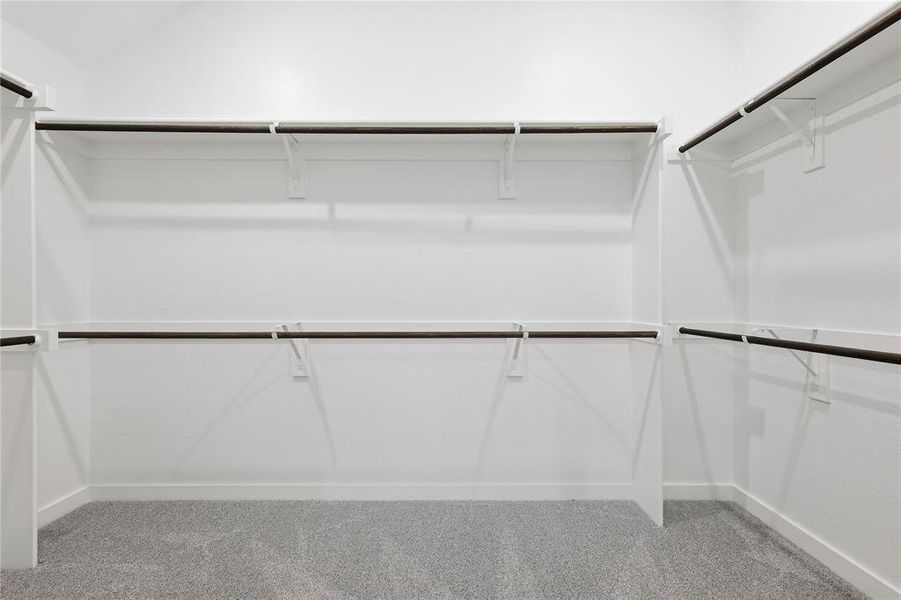 Spacious, unfurnished interior of a new home in Meadow Lakes, Fort Worth (Image 25).