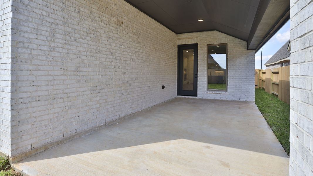 Exterior details and patio area of a home in The Grand Prairie, Hockley (Image 3).