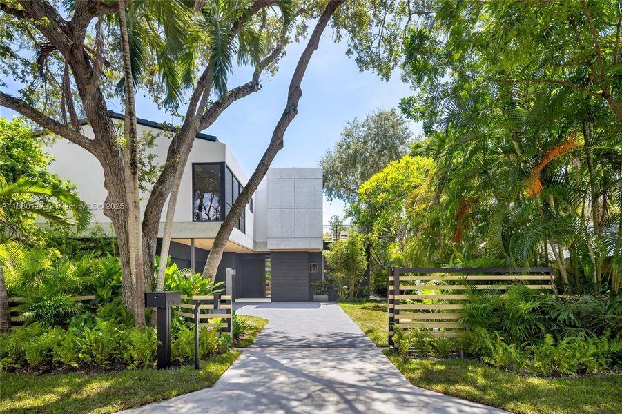 Front exterior of a new home in , Miami, FL, highlighting curb appeal (Image 27).