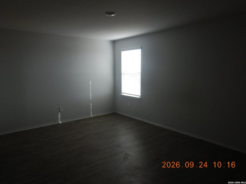 Spacious, unfurnished interior of a new home in , Converse (Image 11).