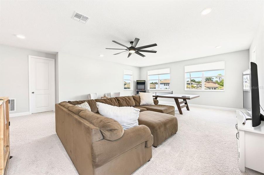 Furnished interior view inside a new home in , Oviedo (Image 29).