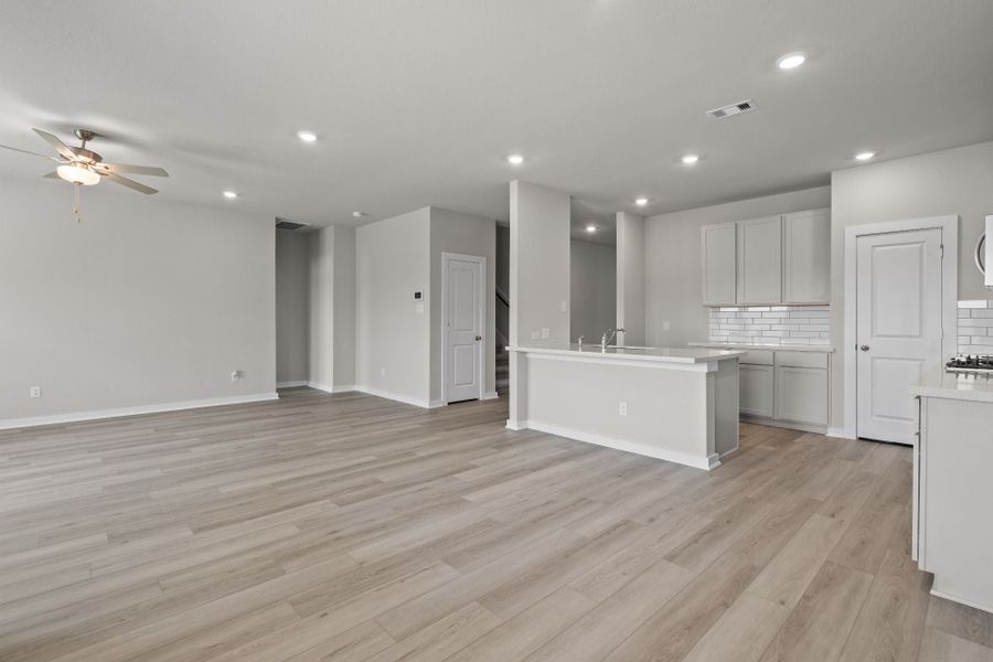 2,341sf New Home in Angleton, TX.  - Slide 9