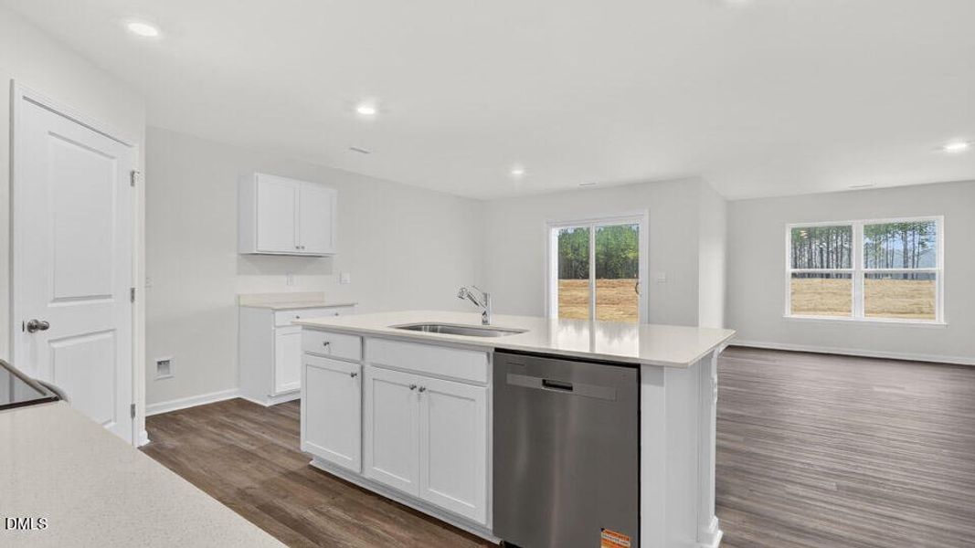 110-ross-dr-dr-horton-015