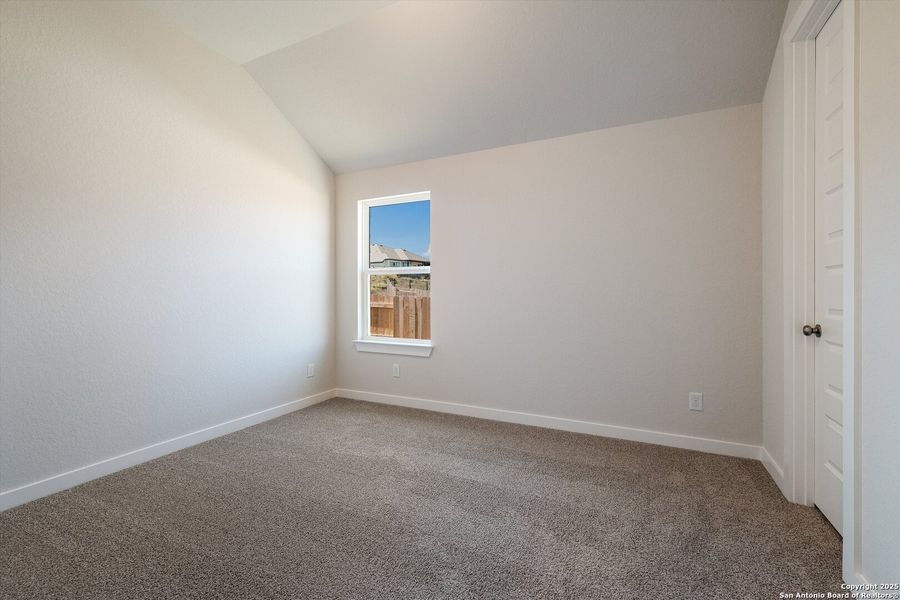 Spacious, unfurnished interior of a new home in Meyer Ranch, New Braunfels (Image 28). Spacious, unfurnished interior of a new home in Meyer Ranch, New Braunfels (Image 28).
