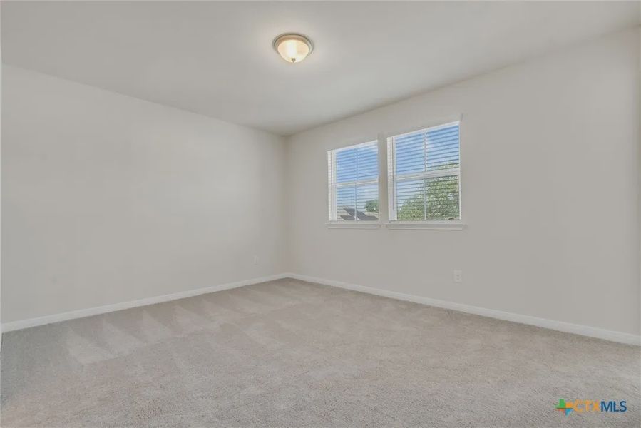 Representative unfurnished interior of a home built from the CHESEAPEAKE 3419SMR3CG by Saratoga Homes in Heritage Oaks, Killeen (Image 33). Representative unfurnished interior of a home built from the CHESEAPEAKE 3419SMR3CG by Saratoga Homes in Heritage Oaks, Killeen (Image 33).