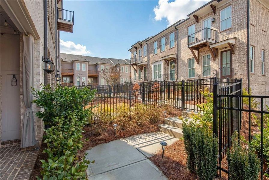 Community amenities in , Peachtree Corners (Image 60).