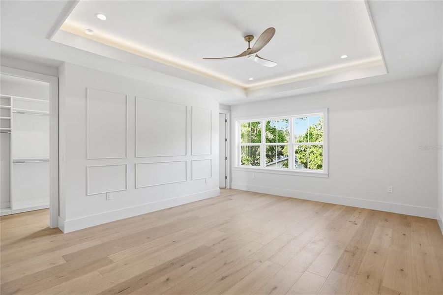 Spacious, unfurnished interior of a new home in , Winter Garden (Image 26).