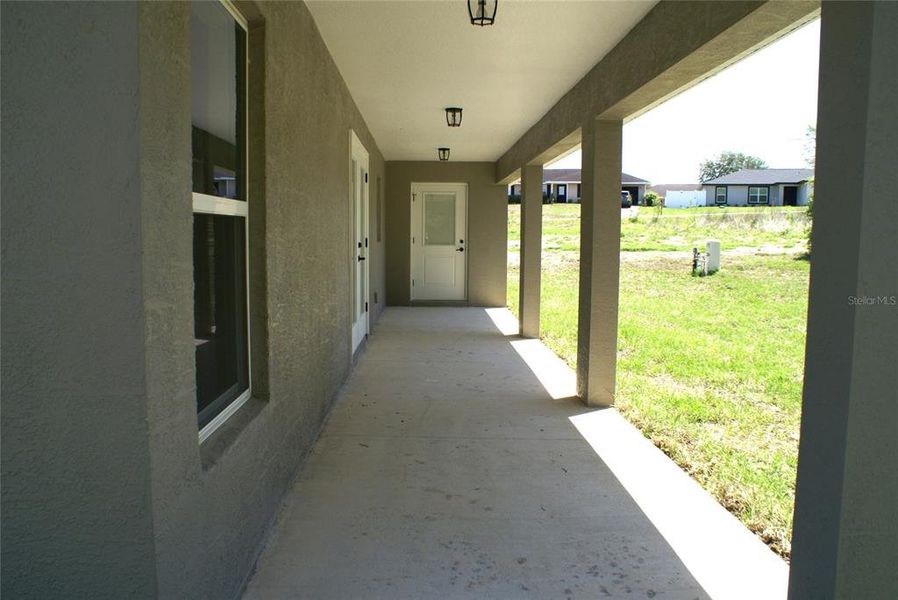 Exterior details and patio area of a home in , Ocala (Image 3).